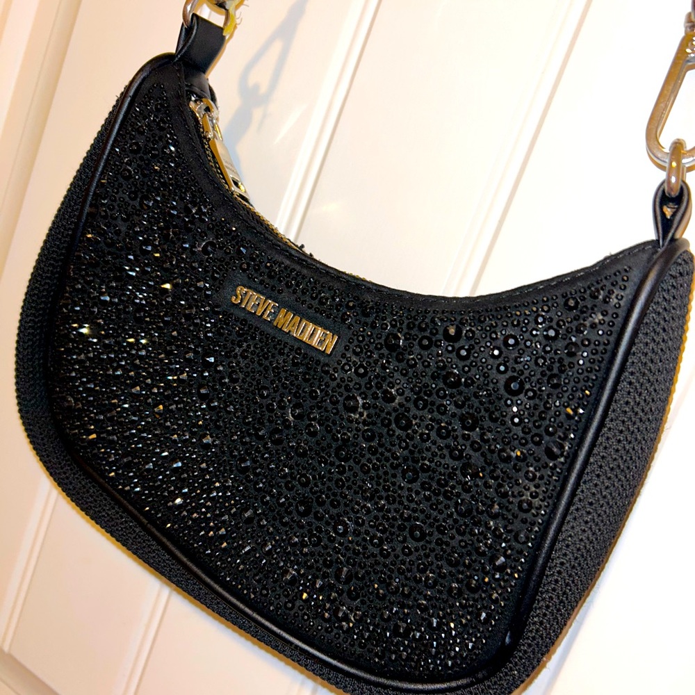 Small black Steve Madden purse